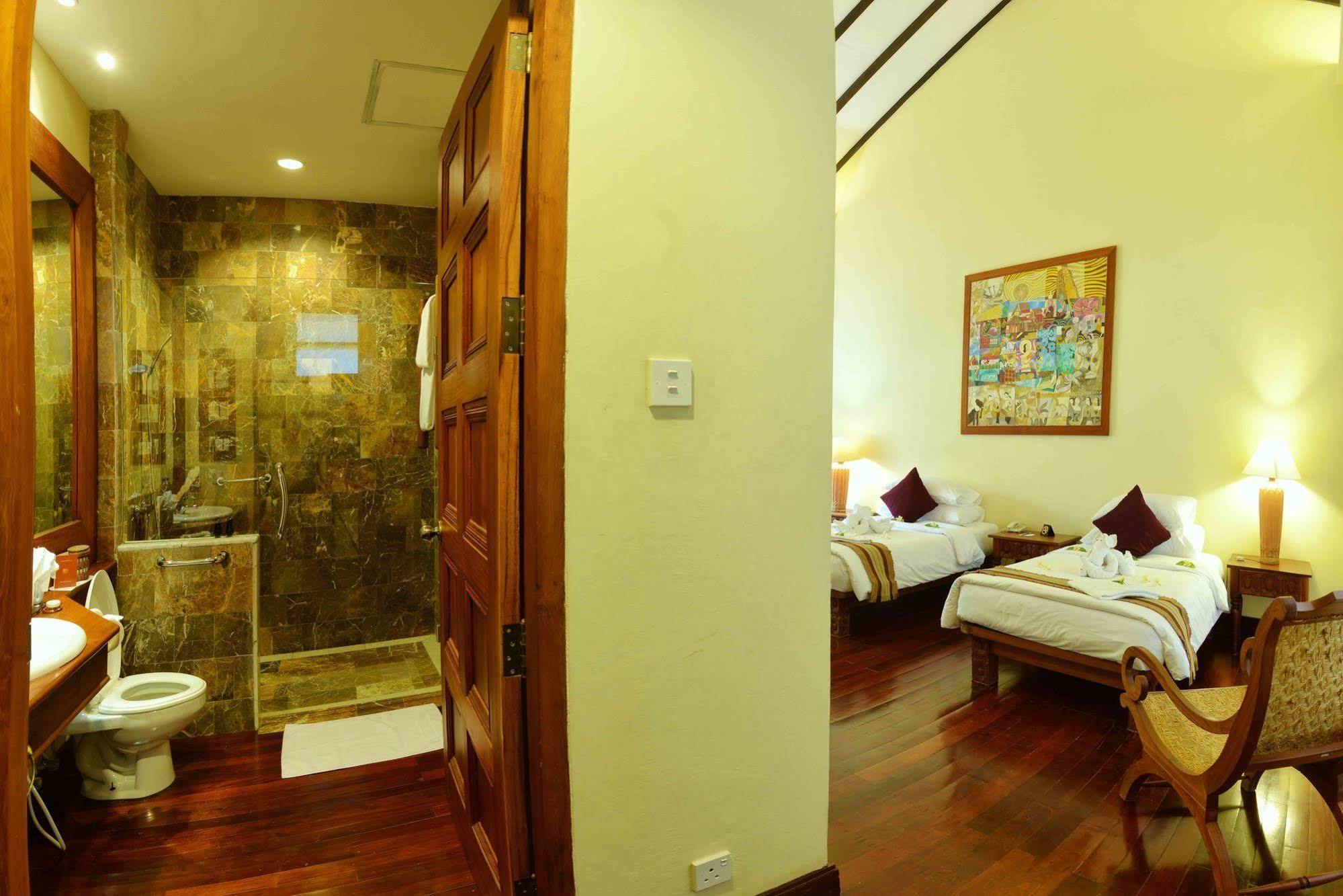 The Hotel @ Tharabar Gate Bagan Exterior photo