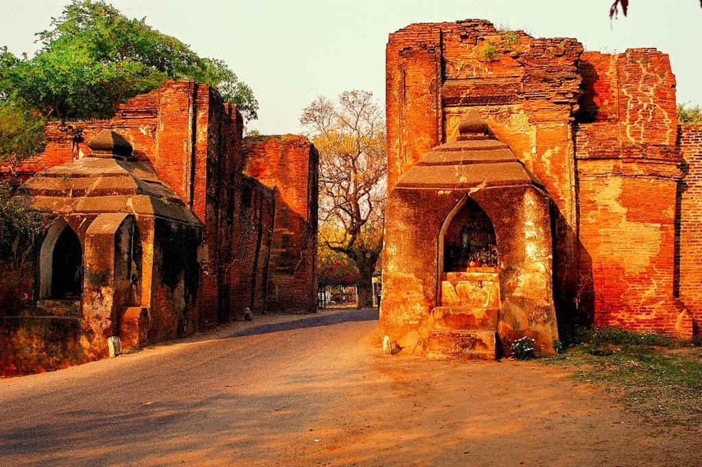 The Hotel @ Tharabar Gate Bagan Exterior photo
